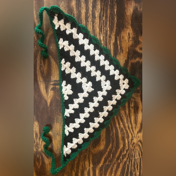Crochet bandana - Picture 1 of 1